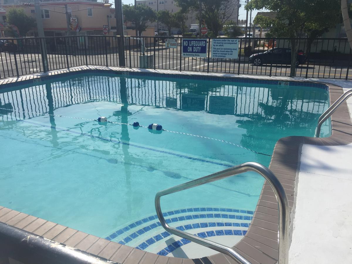 Surfcomber Motel Wildwood Esterno foto